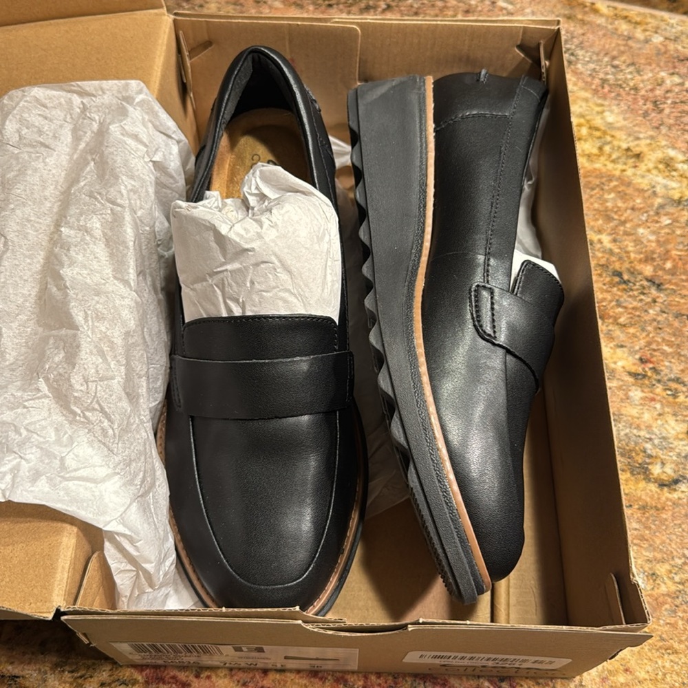 Clark’s Sharon Gracie Loafer 7 1/2 W. NEW! - Picture 5 of 5